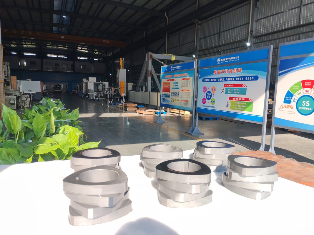 SZK 250 Twin Screw Extruder Screw Elements with ISO 9001 Certification and Customized Options