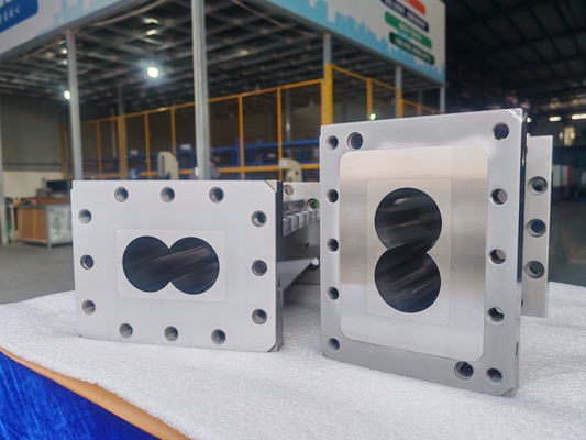 Barrels for twin screw extruder machine in plastic extrusion line